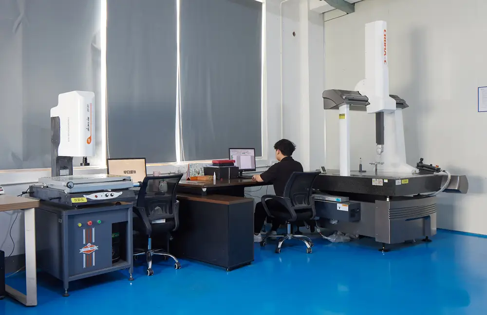 Quality control team conducting CMM dimension inspection on custom aluminum parts at Xiamen Dazao Machinery facility Quality control team conducting CMM dimension inspection on custom aluminum parts at Xiamen Dazao Machinery facility