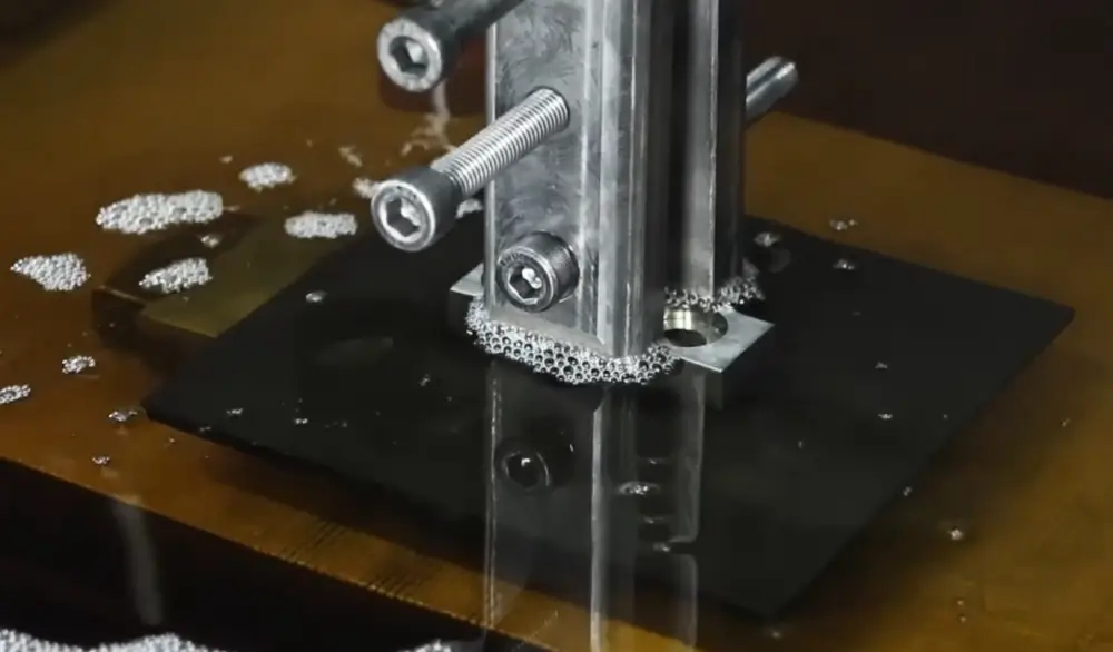Sinker EDM electrode producing sharp internal square corners at Dazao Machinery Sinker EDM electrode producing sharp internal square corners at Dazao Machinery
